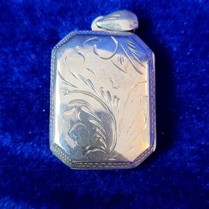 Silver 925 Engraved Locket Pendant